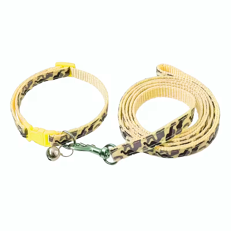 Set Collar + Correa Camuflaje con Cascabel para Mascotas Pequeñas